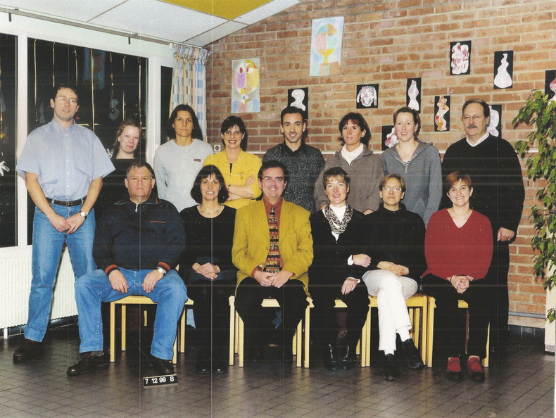 La Fontaine - 1999-2000 - Equipe éducative.jpg